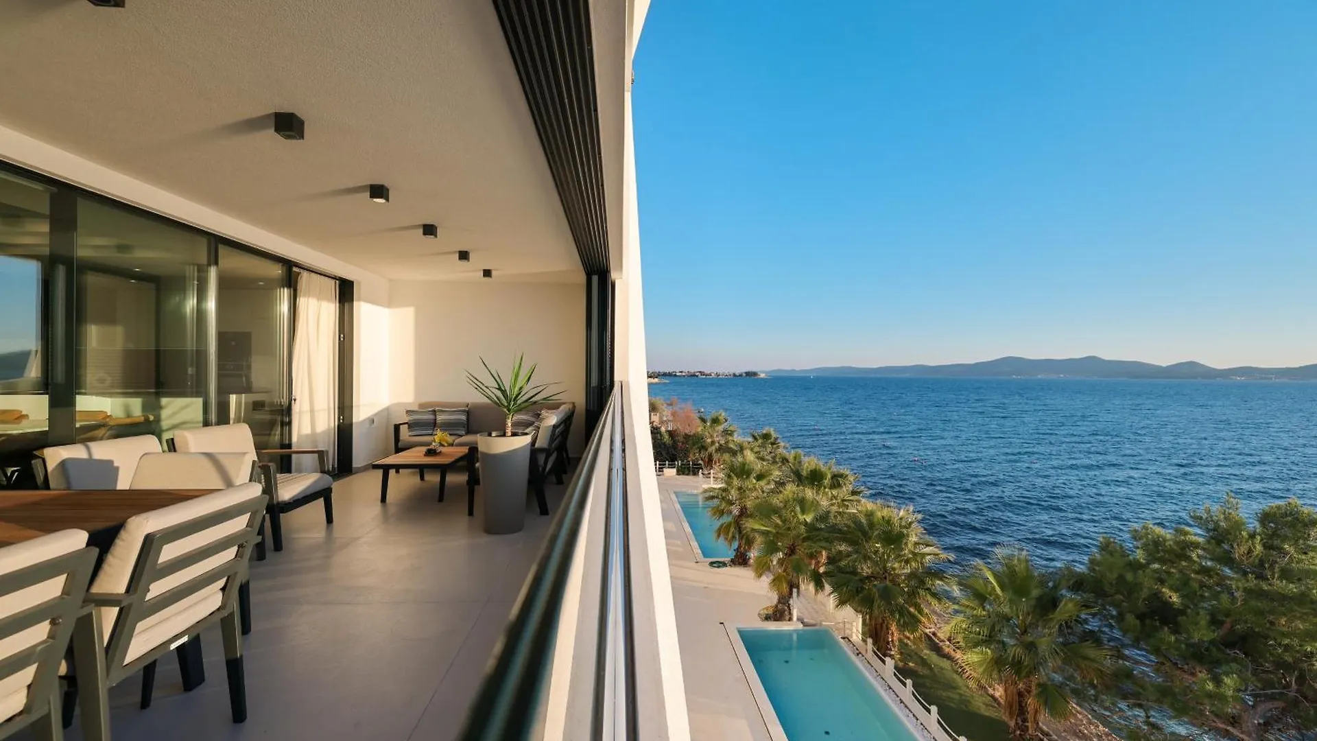 Residence 8 بيبينيا شقة